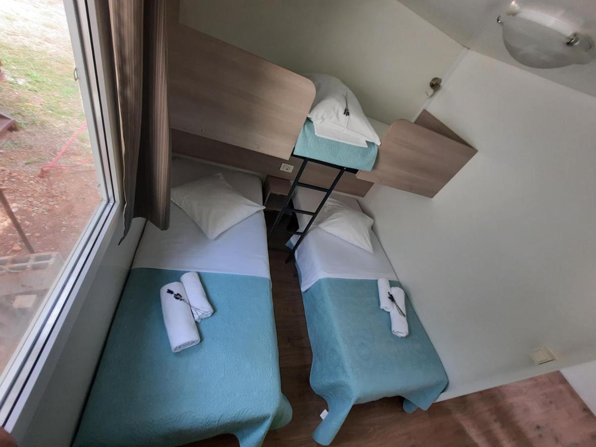 Kamp Rujno Hotel Starigrad Paklenica Exterior foto
