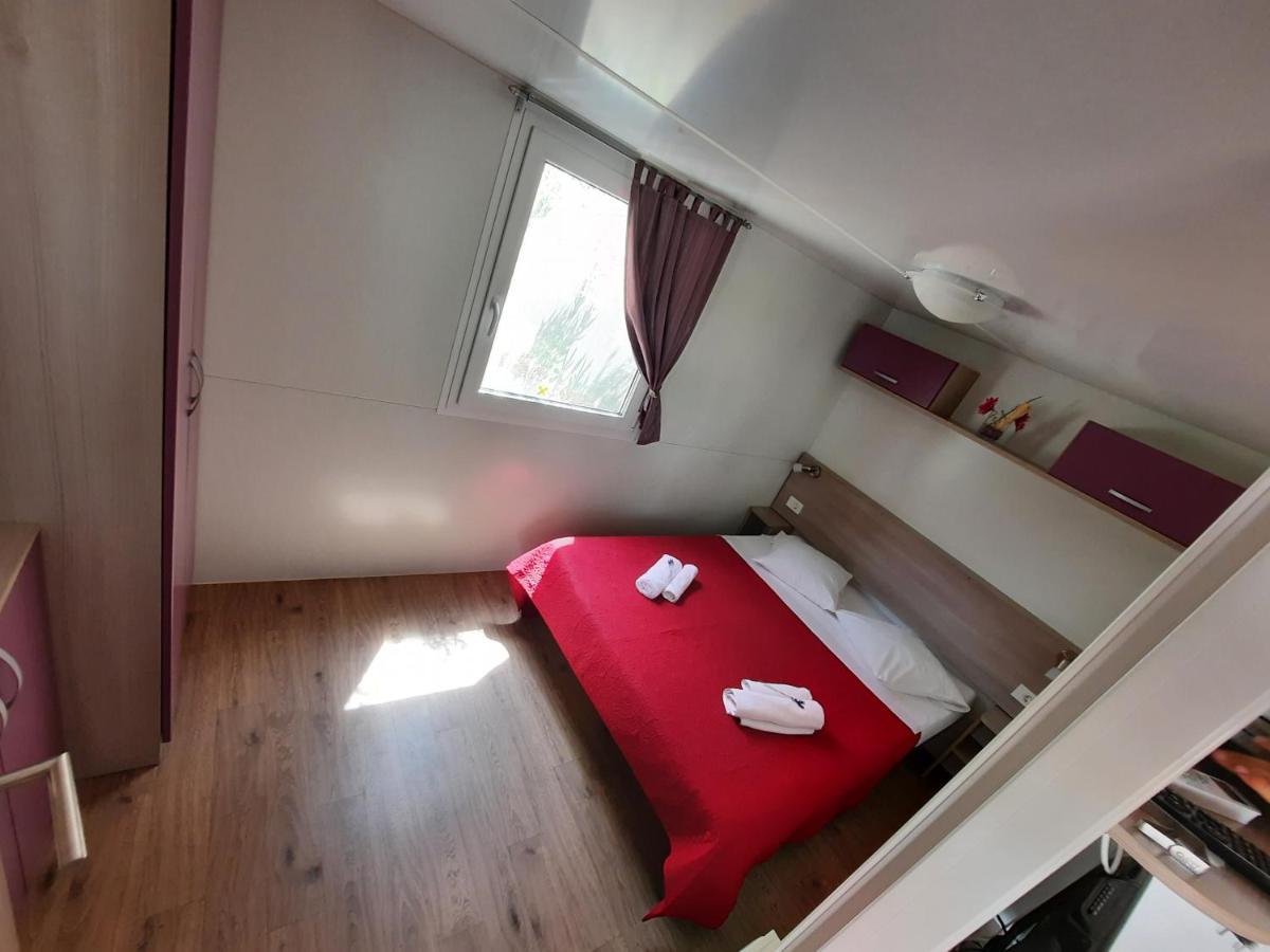 Kamp Rujno Hotel Starigrad Paklenica Exterior foto