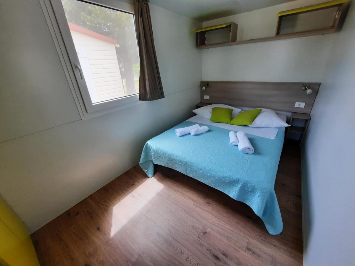 Kamp Rujno Hotel Starigrad Paklenica Exterior foto