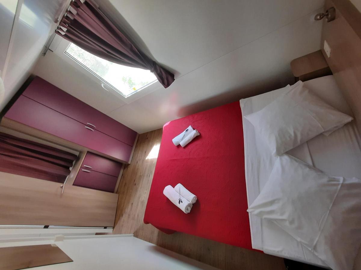 Kamp Rujno Hotel Starigrad Paklenica Exterior foto