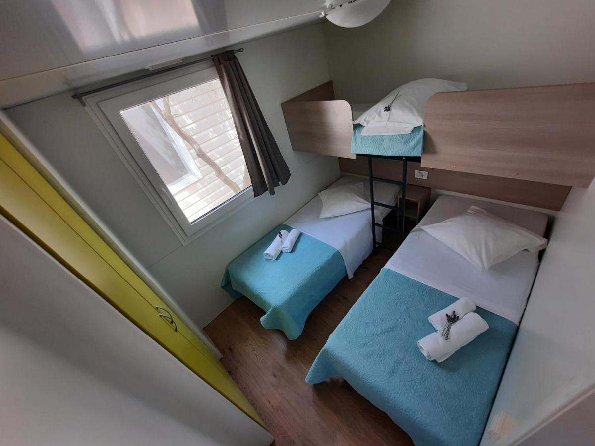 Kamp Rujno Hotel Starigrad Paklenica Exterior foto
