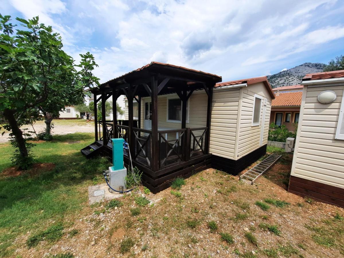 Kamp Rujno Hotel Starigrad Paklenica Exterior foto
