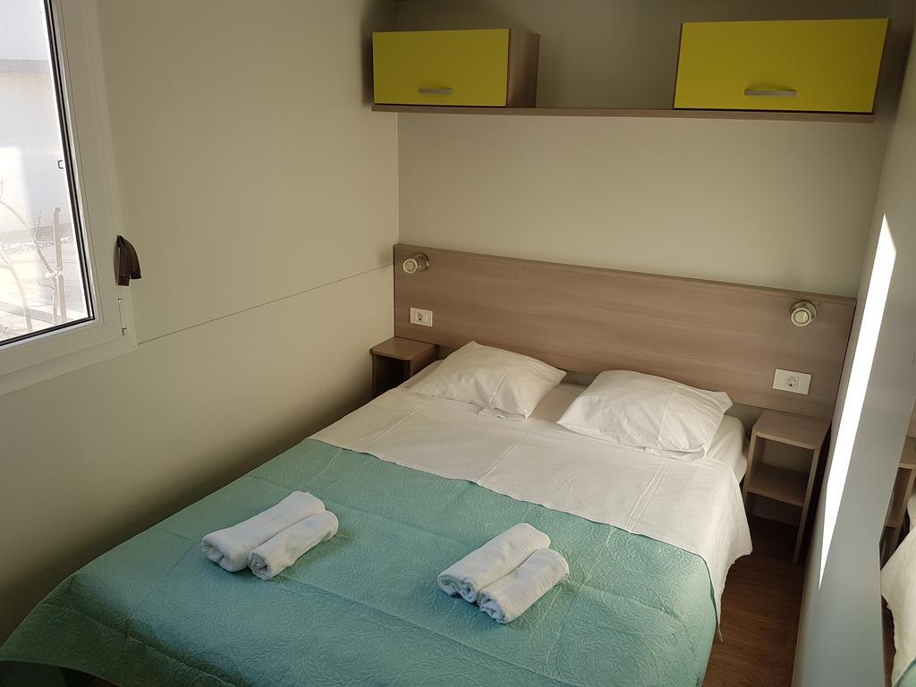 Kamp Rujno Hotel Starigrad Paklenica Exterior foto